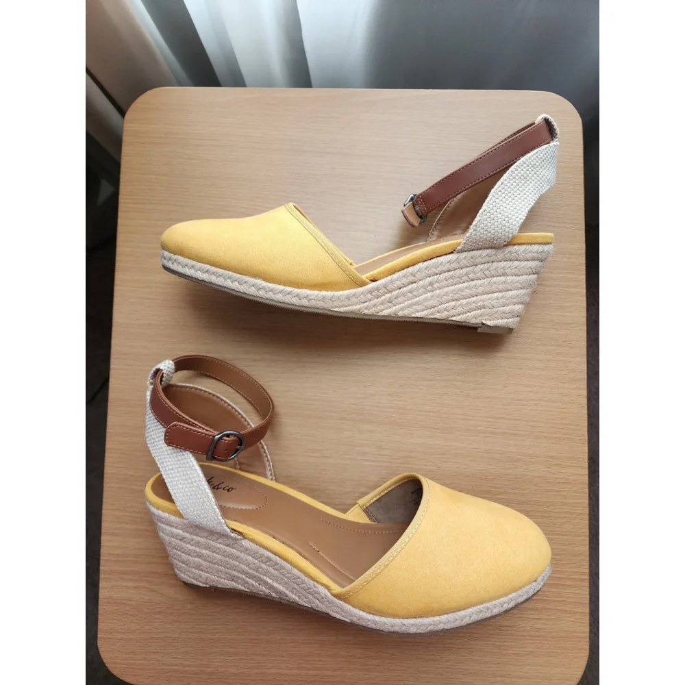 Style & Co Dark Yellow Mustard Espadrille Wedge Closed Toe Sandals SZ 10.5 M - Picture 10 of 13